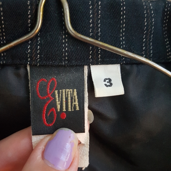 Vintage black pinstriped blazer - Picture 3 of 3